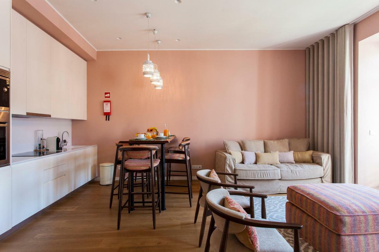 Joivy Sublime 2Br Apt On Restauradores Square Nearby Rossio Station Apartment Lisboa Ngoại thất bức ảnh