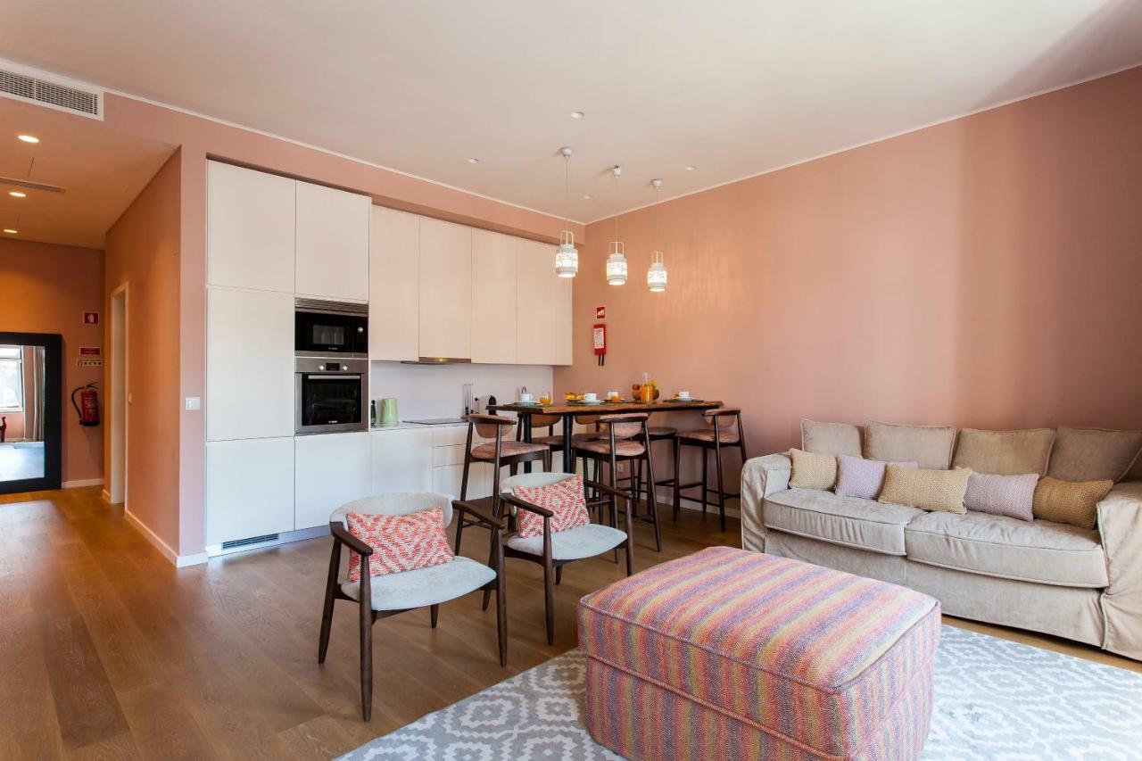 Joivy Sublime 2Br Apt On Restauradores Square Nearby Rossio Station Apartment Lisboa Ngoại thất bức ảnh